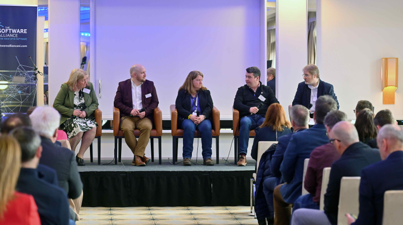 Lorna McAdoo (NI Site Lead, Version 1), Andrew Gough (Managing Director, GCD Technologies), Fustina Donaghy (NI Site Lead, Ocula Technologies), Sam Mawhinney (Director of Innovation, Liberty IT), Tom Gray (CTO, Kainos).